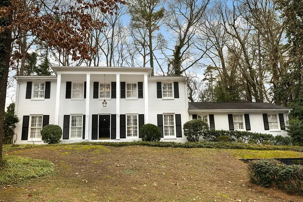 220 River Valley Road Nw, Atlanta, Georgia 30328, 4 Bedrooms Bedrooms, ,2 BathroomsBathrooms,Residential,Sold,220 River Valley Road Nw,5962526