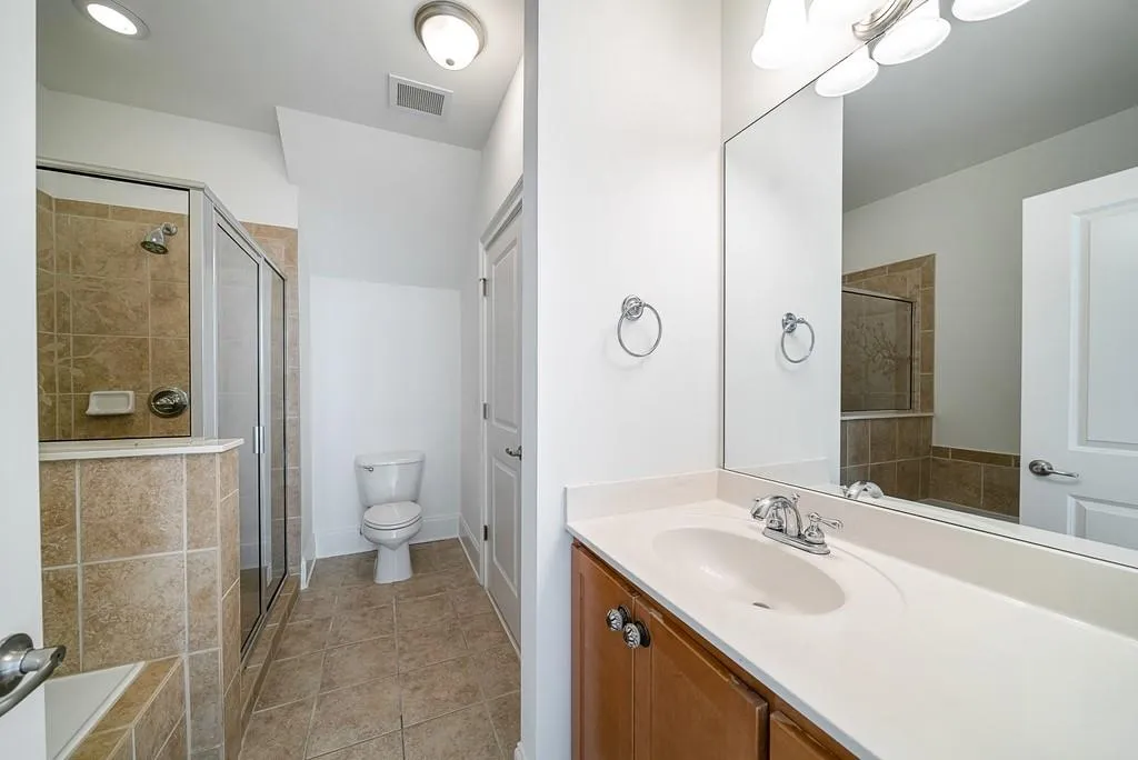 6467 Chariot Street Unit 31, Sandy Springs, Georgia 30328, 2 Bedrooms Bedrooms, ,2 BathroomsBathrooms,Residential,Sold,6467 Chariot Street Unit 31,6775350