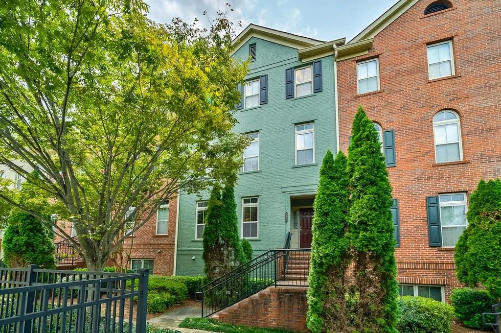 6467 Chariot Street Unit 31, Sandy Springs, Georgia 30328, 2 Bedrooms Bedrooms, ,2 BathroomsBathrooms,Residential,Sold,6467 Chariot Street Unit 31,6775350