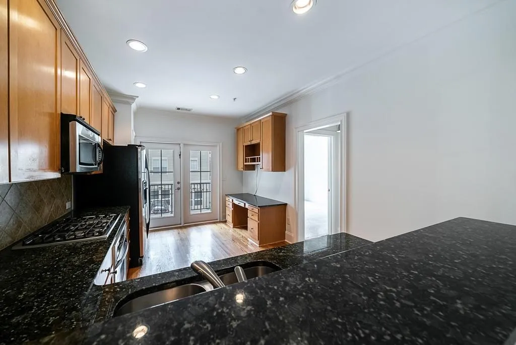 6467 Chariot Street Unit 31, Sandy Springs, Georgia 30328, 2 Bedrooms Bedrooms, ,2 BathroomsBathrooms,Residential,Sold,6467 Chariot Street Unit 31,6775350