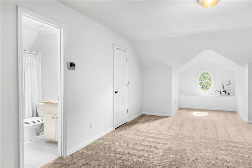 1120 Whitehall Pointe, Sandy Springs, Georgia 30338, 5 Bedrooms Bedrooms, ,4 BathroomsBathrooms,Residential,For Sale,1120 Whitehall Pointe,7688202