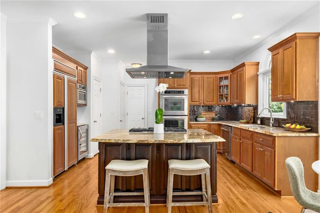 1120 Whitehall Pointe, Sandy Springs, Georgia 30338, 5 Bedrooms Bedrooms, ,4 BathroomsBathrooms,Residential,For Sale,1120 Whitehall Pointe,7688202