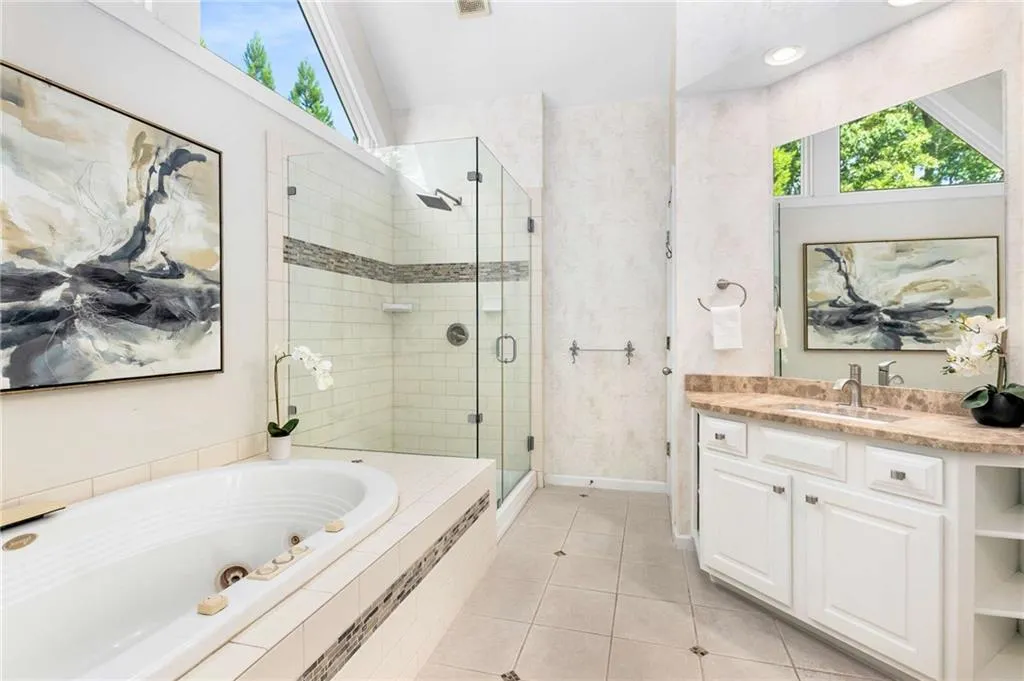 1120 Whitehall Pointe, Sandy Springs, Georgia 30338, 5 Bedrooms Bedrooms, ,4 BathroomsBathrooms,Residential,For Sale,1120 Whitehall Pointe,7688202