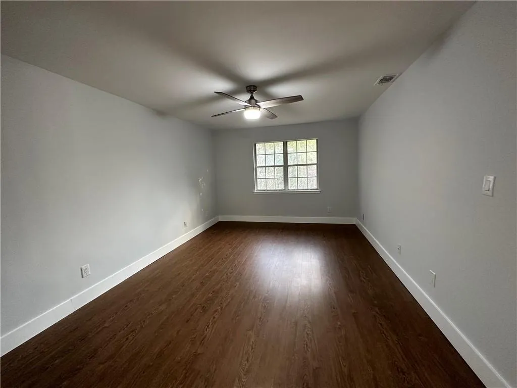 6802 Glenridge Drive Unit H, Sandy Springs, Georgia 30328, 2 Bedrooms Bedrooms, ,2 BathroomsBathrooms,Residential,Sold,6802 Glenridge Drive Unit H,7187122