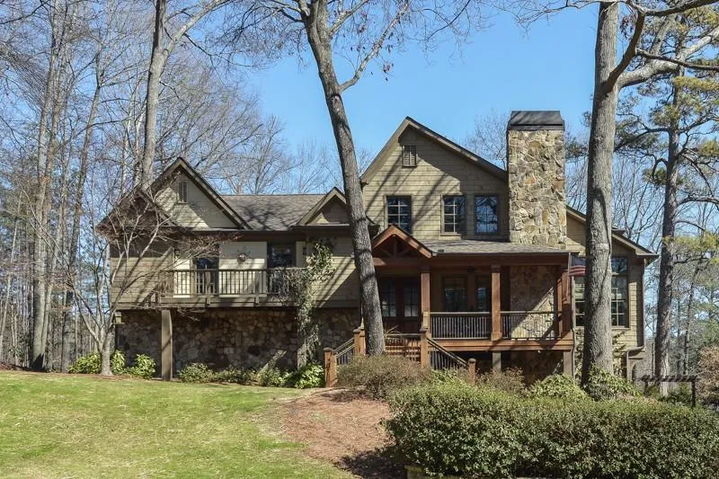 4895 High Point Road, Sandy Springs, Georgia 30342, 4 Bedrooms Bedrooms, ,3 BathroomsBathrooms,Residential,Sold,4895 High Point Road,5502460