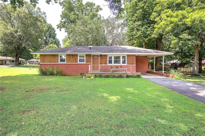 7 West Drive, Cartersville, Georgia 30120