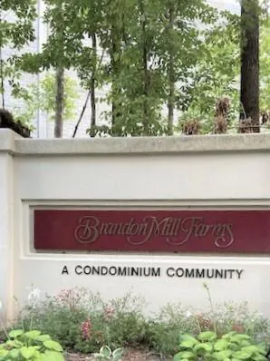 1912 Huntingdon Chase, Sandy Springs, Georgia 30350, 2 Bedrooms Bedrooms, ,2 BathroomsBathrooms,Residential,Sold,1912 Huntingdon Chase,6907795