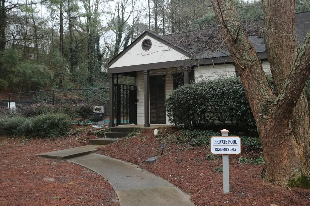 2808 Queen Anne Court, Sandy Springs, Georgia 30350, 2 Bedrooms Bedrooms, ,2 BathroomsBathrooms,Residential,Sold,2808 Queen Anne Court,5640908