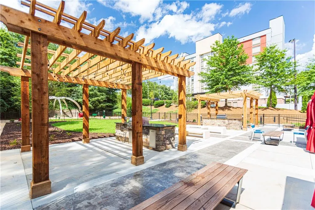 799 Hammond Drive Unit 317, Sandy Springs, Georgia 30328, 1 Bedroom Bedrooms, ,1 BathroomBathrooms,Residential,Sold,799 Hammond Drive Unit 317,6761114