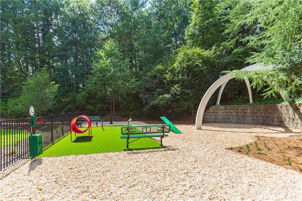 799 Hammond Drive Unit 317, Sandy Springs, Georgia 30328, 1 Bedroom Bedrooms, ,1 BathroomBathrooms,Residential,Sold,799 Hammond Drive Unit 317,6761114