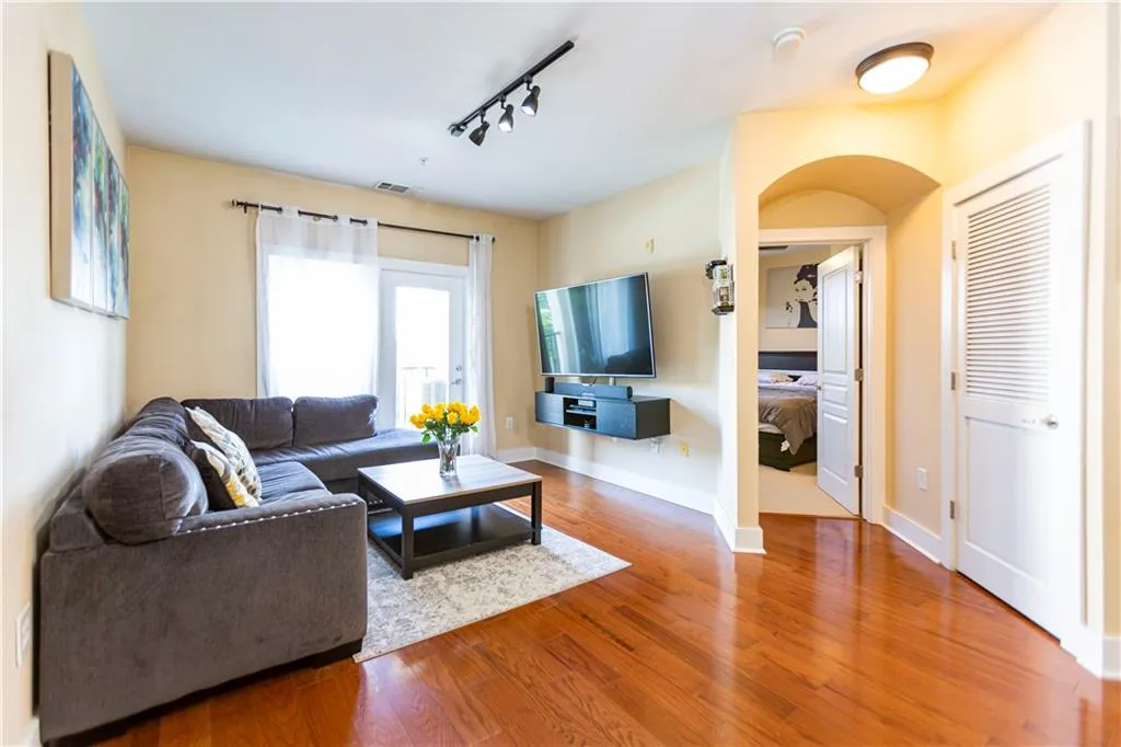 799 Hammond Drive Unit 317, Sandy Springs, Georgia 30328, 1 Bedroom Bedrooms, ,1 BathroomBathrooms,Residential,Sold,799 Hammond Drive Unit 317,6761114