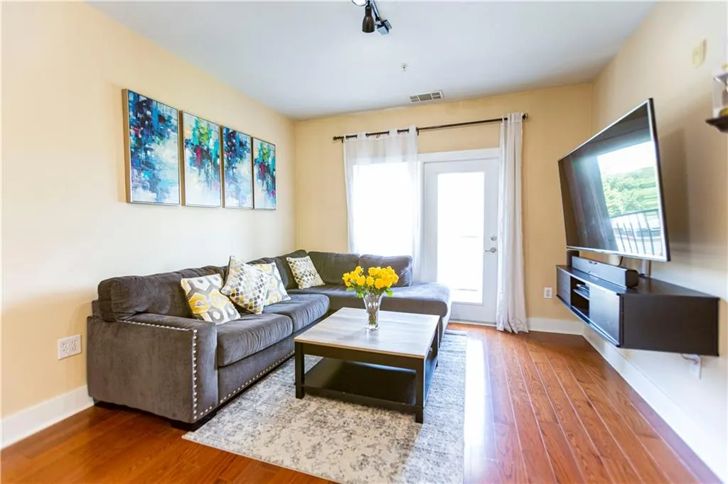 799 Hammond Drive Unit 317, Sandy Springs, Georgia 30328, 1 Bedroom Bedrooms, ,1 BathroomBathrooms,Residential,Sold,799 Hammond Drive Unit 317,6761114