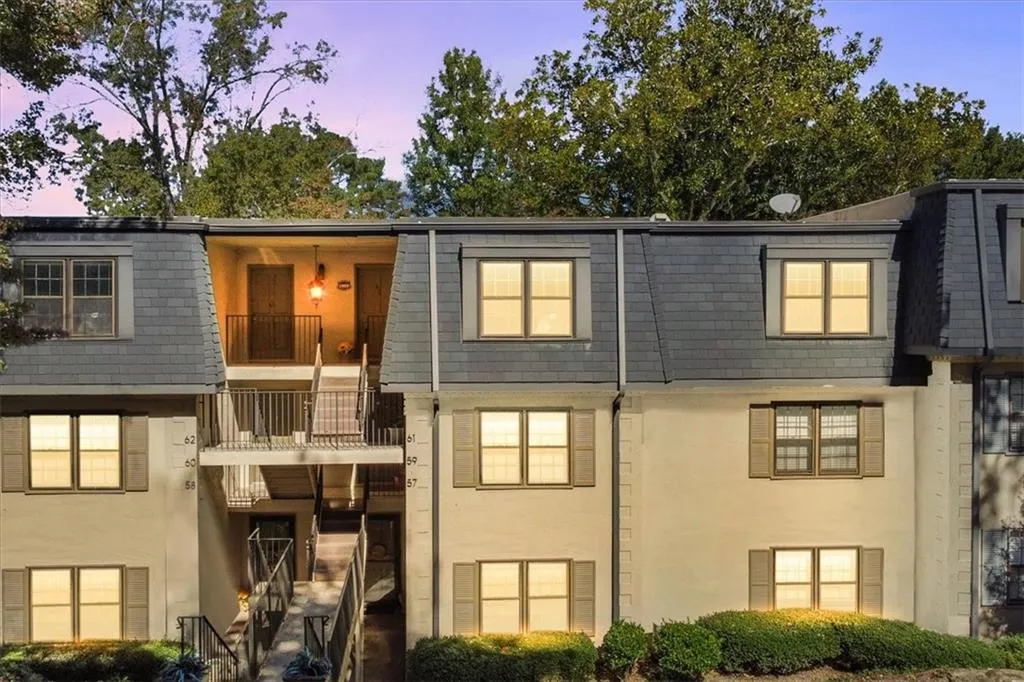 61 Lamsden Lane Nw, Atlanta, Georgia 30327, 2 Bedrooms Bedrooms, 0 ,2 BathroomsBathrooms,Residential,For Sale,61 Lamsden Lane Nw,7700654