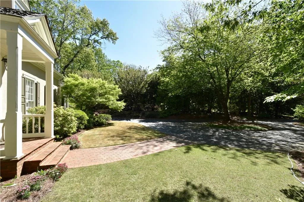 3 Old Virginia Chase, Sandy Springs, Georgia 30327, 6 Bedrooms Bedrooms, ,6 BathroomsBathrooms,Residential,Sold,3 Old Virginia Chase,5876373
