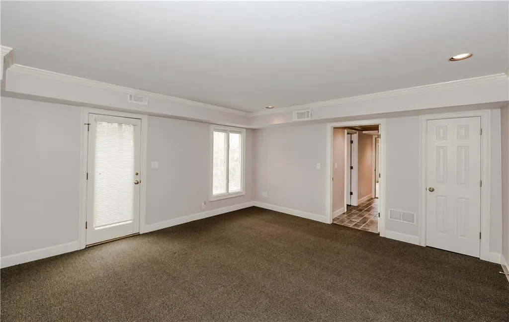 3 Old Virginia Chase, Sandy Springs, Georgia 30327, 6 Bedrooms Bedrooms, ,6 BathroomsBathrooms,Residential,Sold,3 Old Virginia Chase,5876373