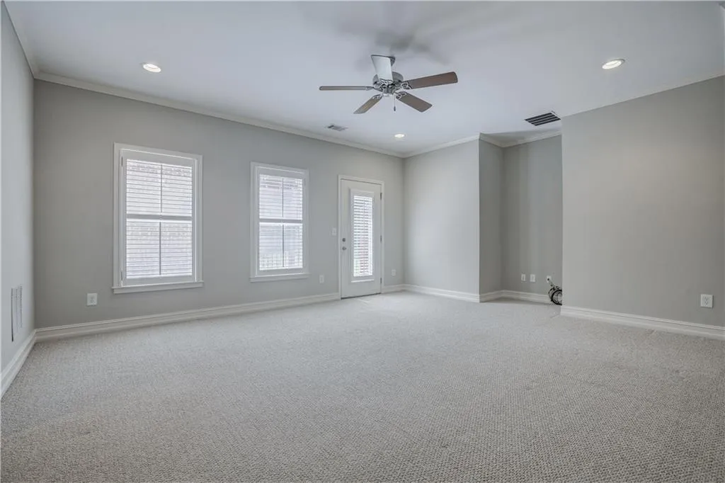 7320 Village Creek Trace, Sandy Springs, Georgia 30328, 4 Bedrooms Bedrooms, ,3 BathroomsBathrooms,Residential,Sold,7320 Village Creek Trace,6038790
