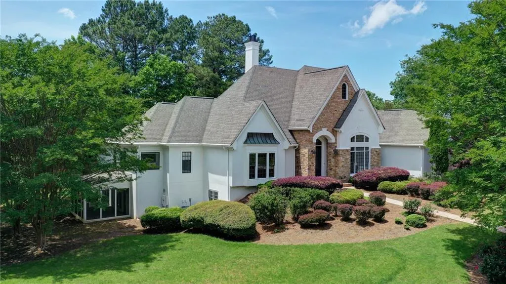 125 N Devereux Court, Atlanta, Georgia 30327, 5 Bedrooms Bedrooms, ,5 BathroomsBathrooms,Residential,Sold,125 N Devereux Court,6729060