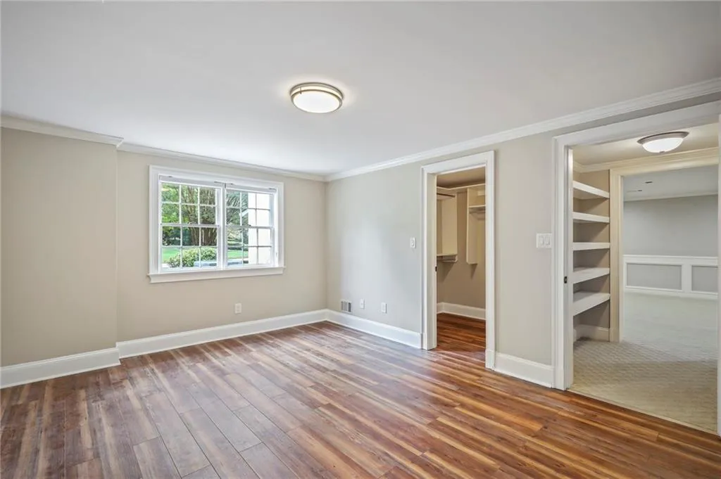 125 N Devereux Court, Atlanta, Georgia 30327, 5 Bedrooms Bedrooms, ,5 BathroomsBathrooms,Residential,Sold,125 N Devereux Court,6729060
