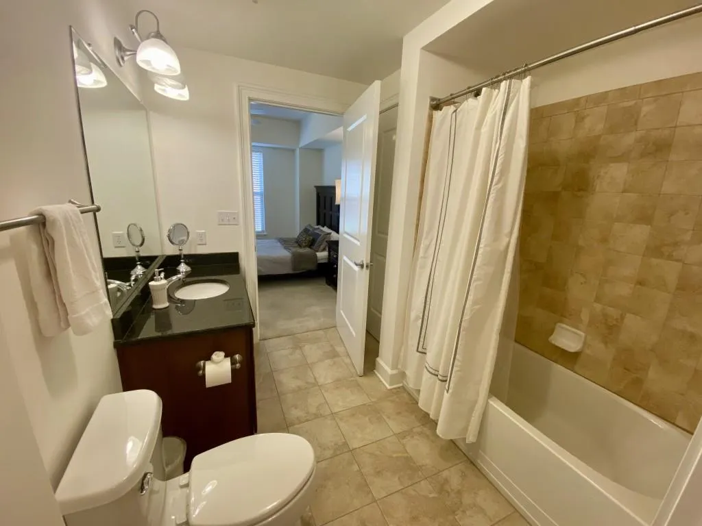 200 River Vista Drive Unit 312, Atlanta, Georgia 30339, 2 Bedrooms Bedrooms, ,2 BathroomsBathrooms,Residential,Sold,200 River Vista Drive Unit 312,6866177