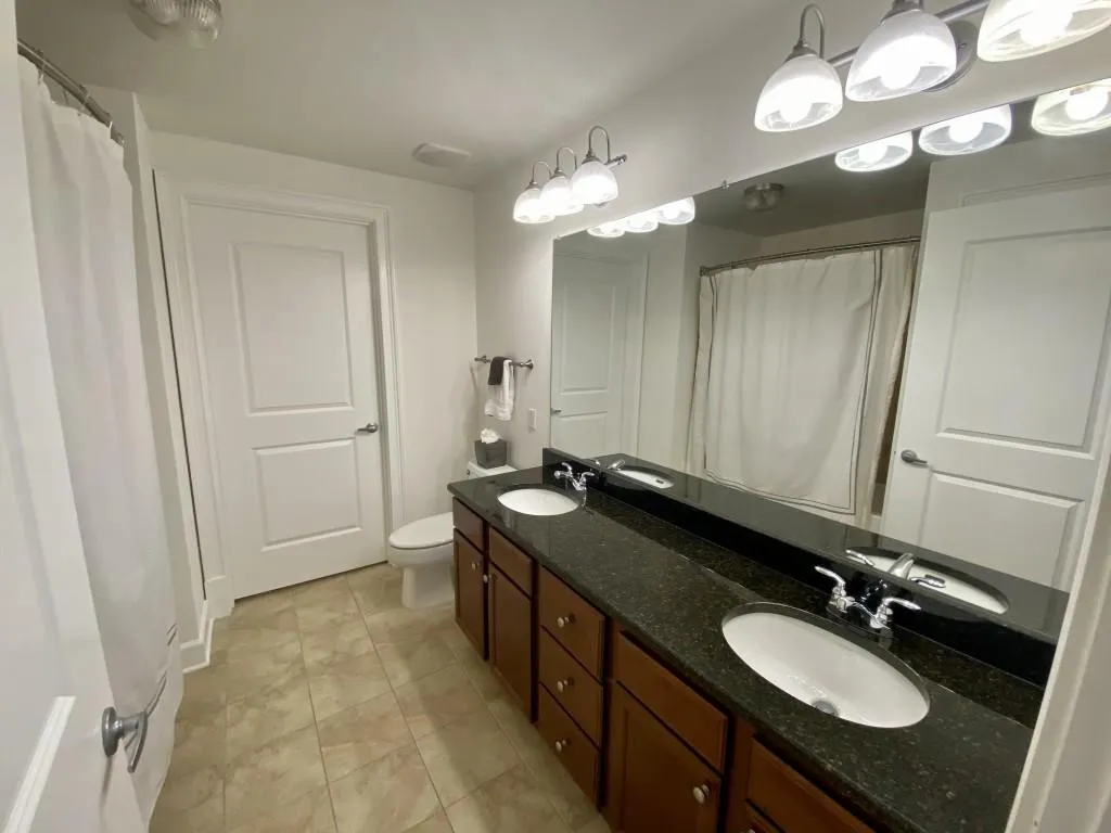 200 River Vista Drive Unit 312, Atlanta, Georgia 30339, 2 Bedrooms Bedrooms, ,2 BathroomsBathrooms,Residential,Sold,200 River Vista Drive Unit 312,6866177