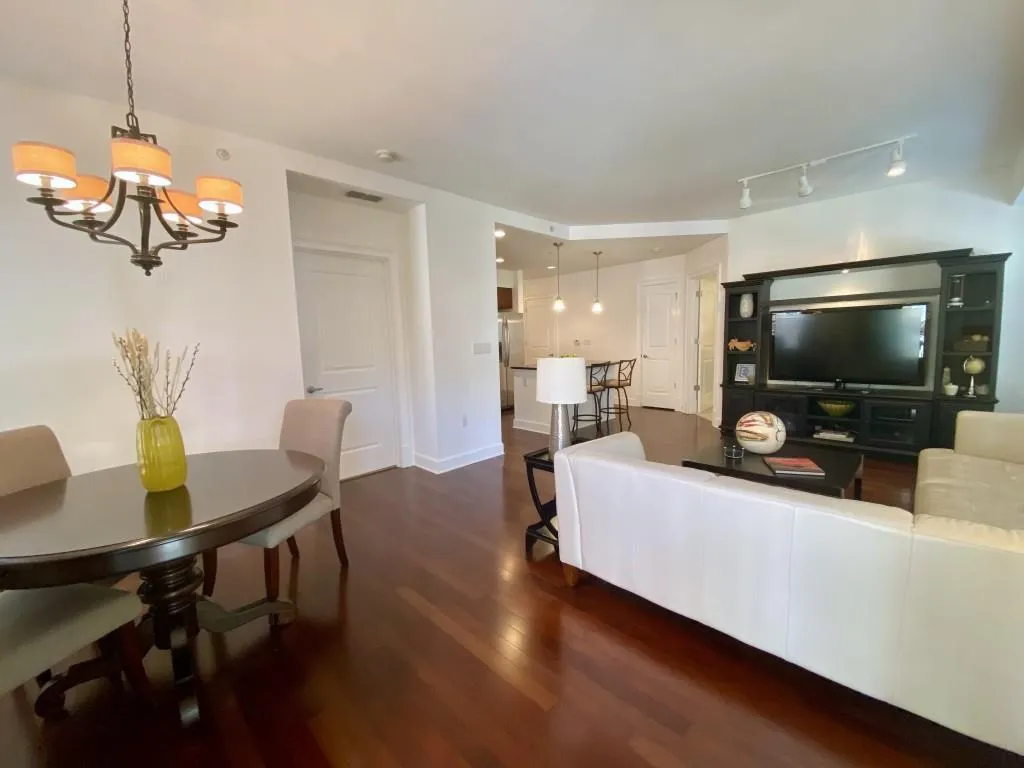 200 River Vista Drive Unit 312, Atlanta, Georgia 30339, 2 Bedrooms Bedrooms, ,2 BathroomsBathrooms,Residential,Sold,200 River Vista Drive Unit 312,6866177