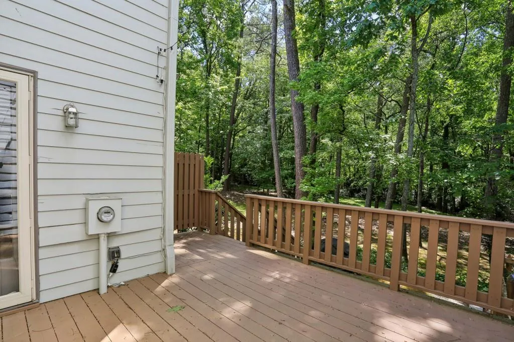 403 Brandywine Circle, Sandy Springs, Georgia 30350, 3 Bedrooms Bedrooms, ,2 BathroomsBathrooms,Residential,Sold,403 Brandywine Circle,7379971