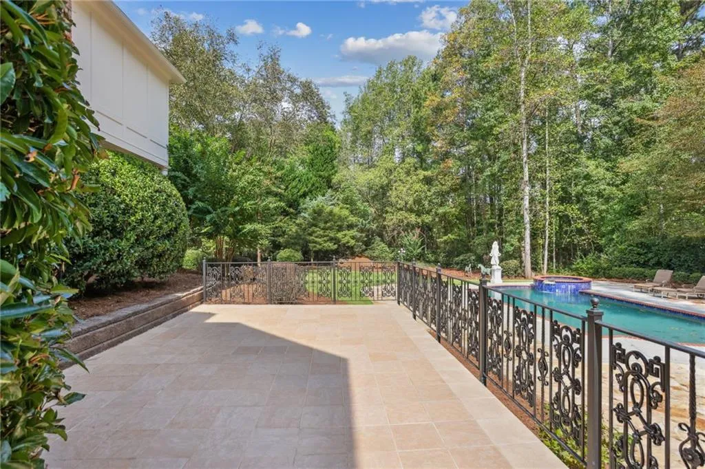 2145 Clay Drive, Atlanta, Georgia 30350, 5 Bedrooms Bedrooms, ,5 BathroomsBathrooms,Residential,For Sale,2145 Clay Drive,7658342