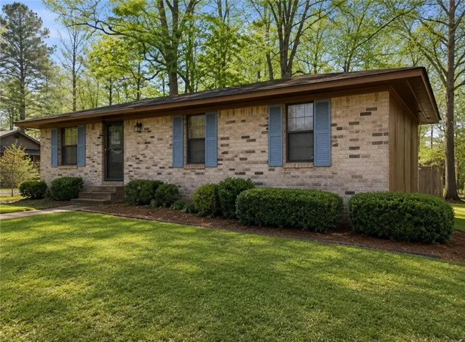 816 Maywood St, Tuskegee, Alabama 36083