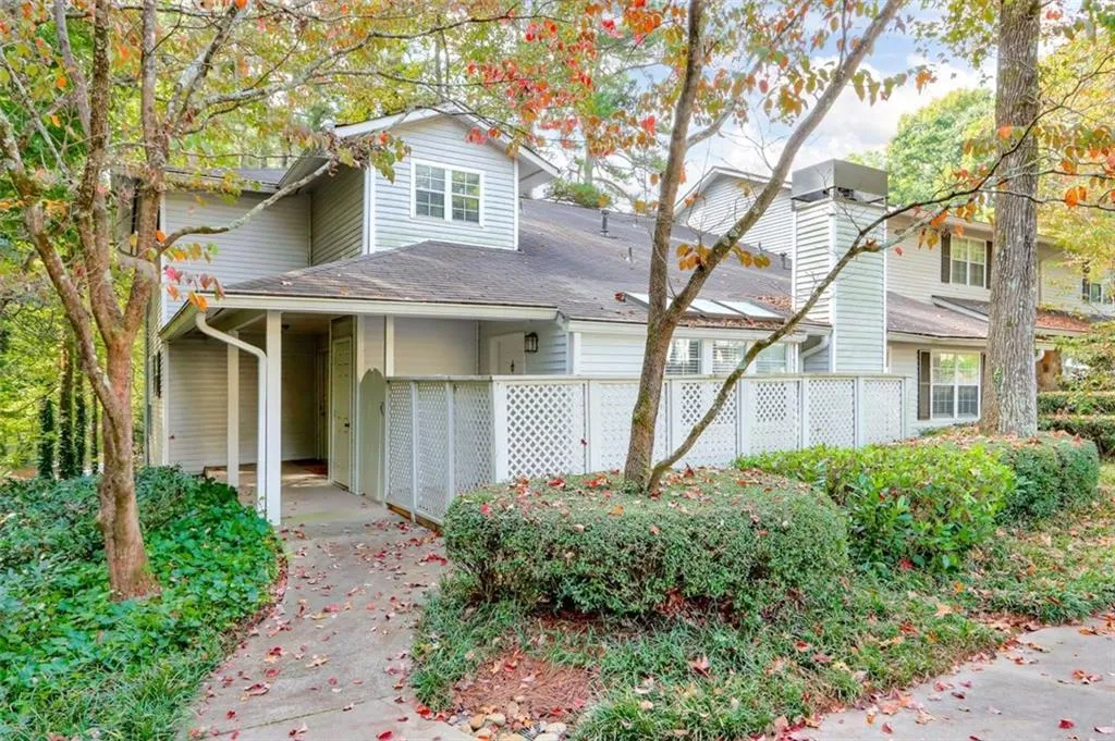 6802 Glenridge Drive Unit D, Sandy Springs, Georgia 30328, 1 Bedroom Bedrooms, ,1 BathroomBathrooms,Residential,Sold,6802 Glenridge Drive Unit D,6796275