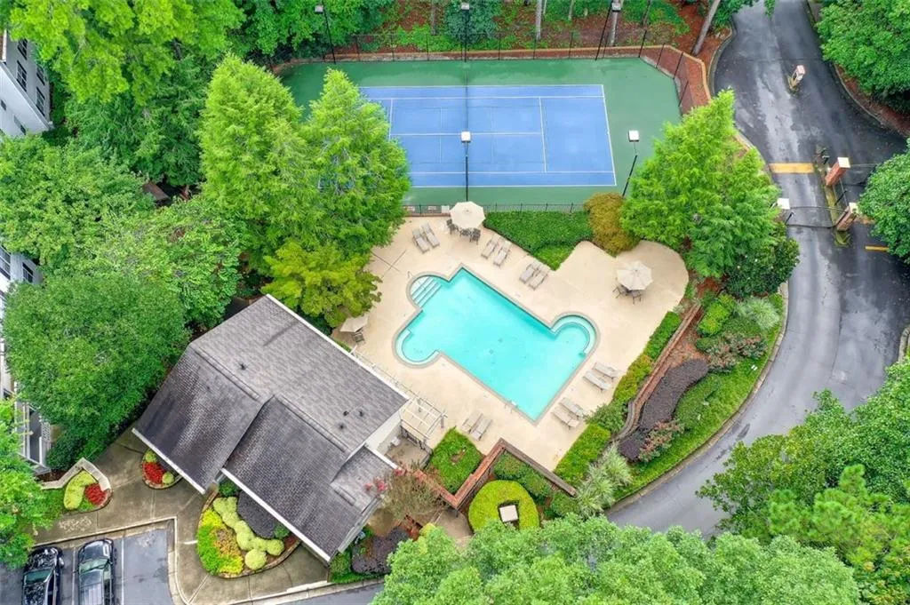 6802 Glenridge Drive Unit D, Sandy Springs, Georgia 30328, 1 Bedroom Bedrooms, ,1 BathroomBathrooms,Residential,Sold,6802 Glenridge Drive Unit D,6796275