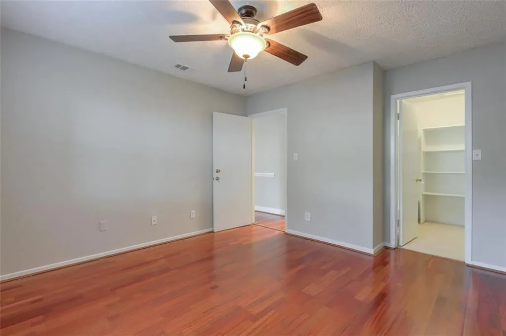6802 Glenridge Drive Unit D, Sandy Springs, Georgia 30328, 1 Bedroom Bedrooms, ,1 BathroomBathrooms,Residential,Sold,6802 Glenridge Drive Unit D,6796275