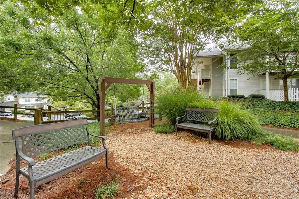 6802 Glenridge Drive Unit D, Sandy Springs, Georgia 30328, 1 Bedroom Bedrooms, ,1 BathroomBathrooms,Residential,Sold,6802 Glenridge Drive Unit D,6796275