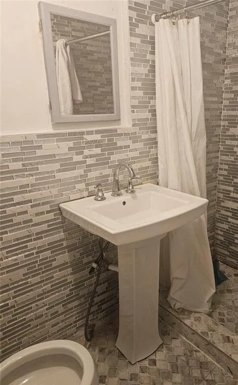 1008 State Street Nw, Atlanta, Georgia 30318, 7 Bedrooms Bedrooms, ,3 BathroomsBathrooms,Residential,For Sale,1008 State Street Nw,7646827