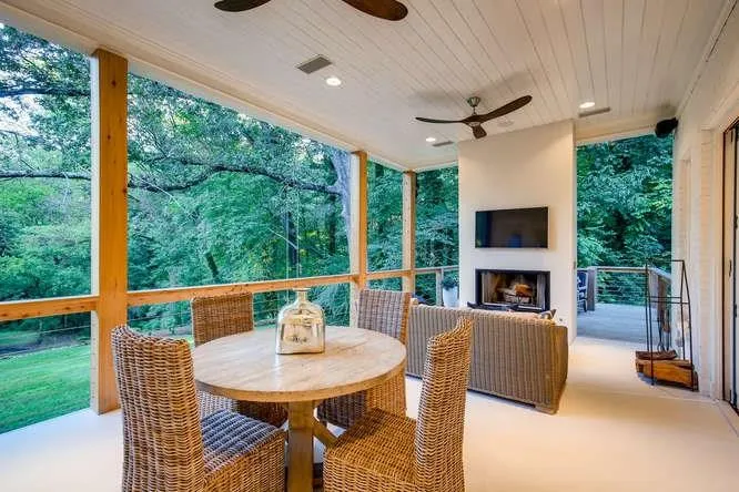 5059 Powers Ferry Road Nw, Atlanta, Georgia 30327, 5 Bedrooms Bedrooms, ,5 BathroomsBathrooms,Residential,Sold,5059 Powers Ferry Road Nw,6115765
