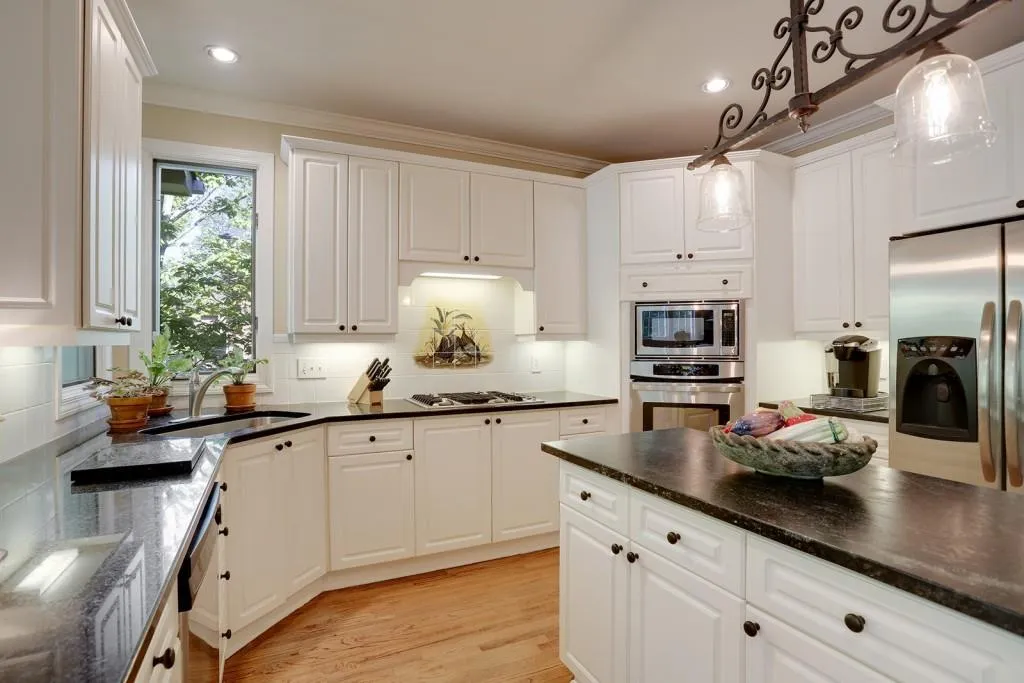 420 Laurel Chase Court, Atlanta, Georgia 30327, 5 Bedrooms Bedrooms, ,4 BathroomsBathrooms,Residential,Sold,420 Laurel Chase Court,5678619