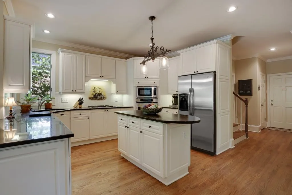 420 Laurel Chase Court, Atlanta, Georgia 30327, 5 Bedrooms Bedrooms, ,4 BathroomsBathrooms,Residential,Sold,420 Laurel Chase Court,5678619