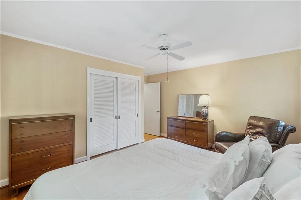 6875 Heathfield Drive, Sandy Springs, Georgia 30328, 5 Bedrooms Bedrooms, ,3 BathroomsBathrooms,Residential,Sold,6875 Heathfield Drive,7450337