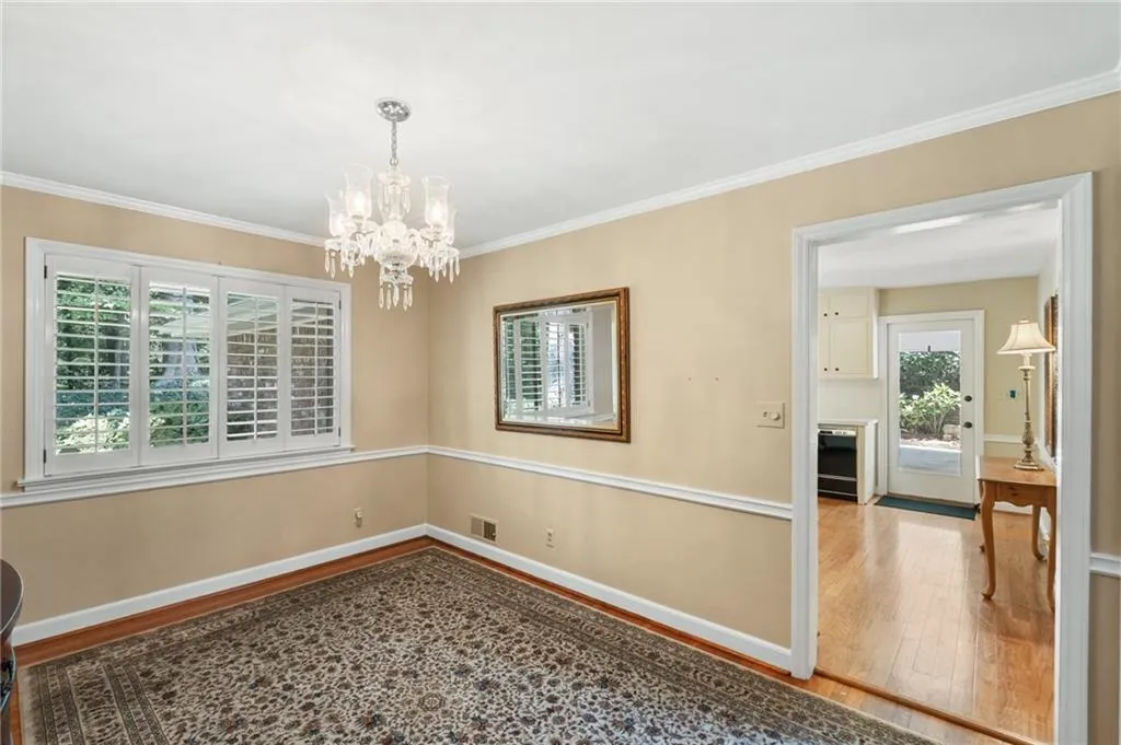 6875 Heathfield Drive, Sandy Springs, Georgia 30328, 5 Bedrooms Bedrooms, ,3 BathroomsBathrooms,Residential,Sold,6875 Heathfield Drive,7450337