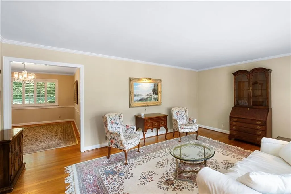 6875 Heathfield Drive, Sandy Springs, Georgia 30328, 5 Bedrooms Bedrooms, ,3 BathroomsBathrooms,Residential,Sold,6875 Heathfield Drive,7450337