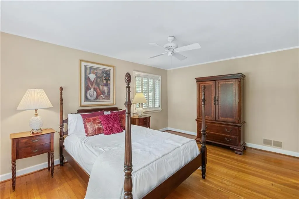 6875 Heathfield Drive, Sandy Springs, Georgia 30328, 5 Bedrooms Bedrooms, ,3 BathroomsBathrooms,Residential,Sold,6875 Heathfield Drive,7450337