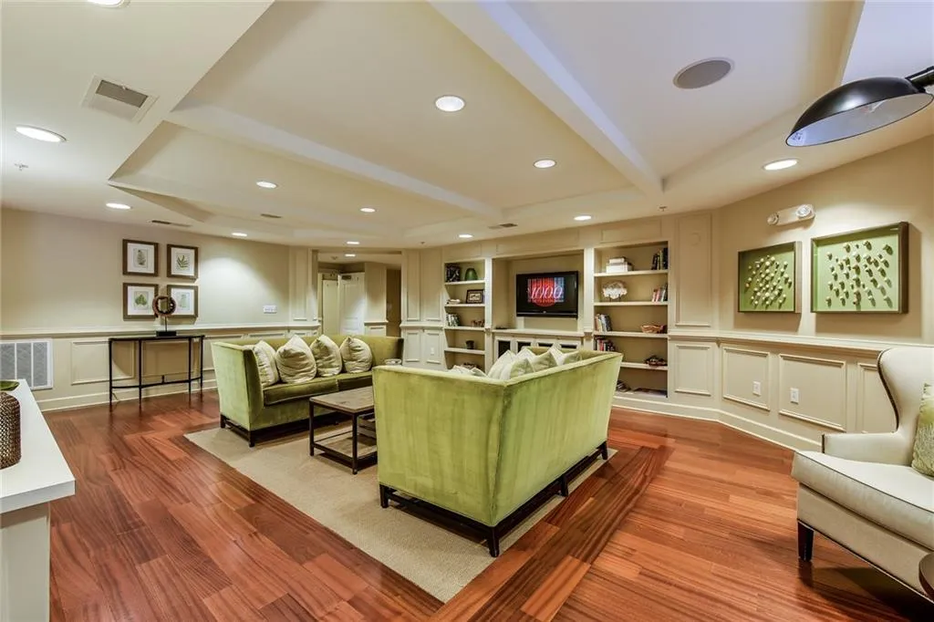 200 River Vista Drive Unit 401, Atlanta, Georgia 30339, 1 Bedroom Bedrooms, ,1 BathroomBathrooms,Residential,Sold,200 River Vista Drive Unit 401,5752027