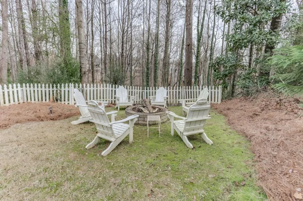 5775 De Claire Court, Atlanta, Georgia 30328, 5 Bedrooms Bedrooms, ,5 BathroomsBathrooms,Residential,Sold,5775 De Claire Court,6124352