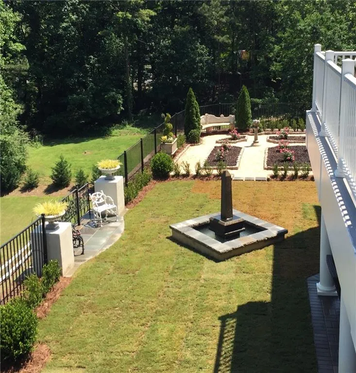 5775 De Claire Court, Atlanta, Georgia 30328, 5 Bedrooms Bedrooms, ,5 BathroomsBathrooms,Residential,Sold,5775 De Claire Court,6124352