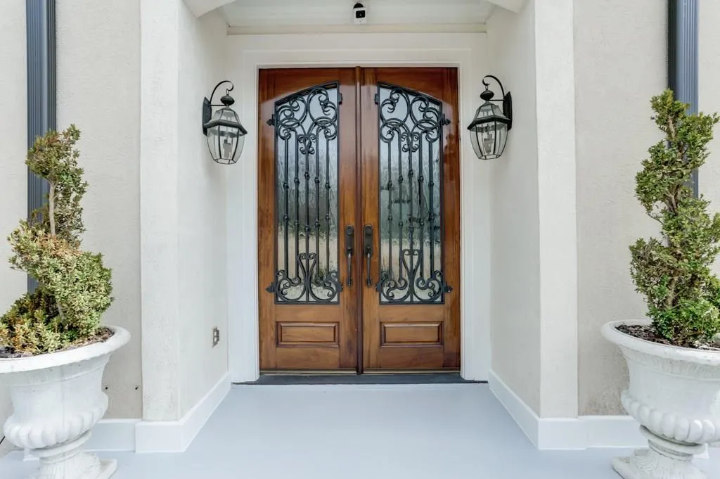 5775 De Claire Court, Atlanta, Georgia 30328, 5 Bedrooms Bedrooms, ,5 BathroomsBathrooms,Residential,Sold,5775 De Claire Court,6124352