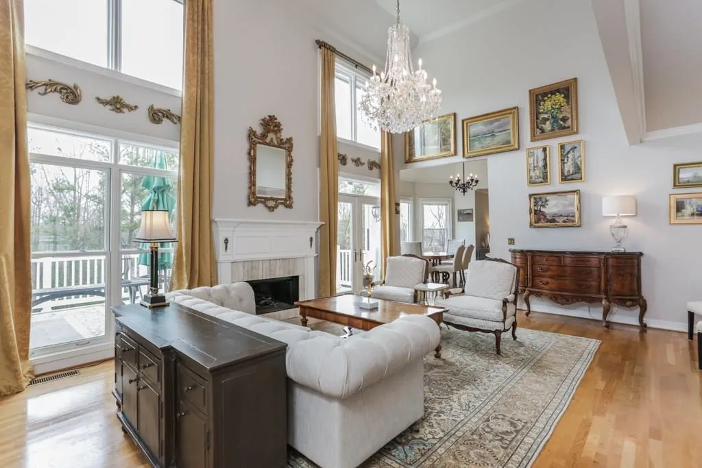 5775 De Claire Court, Atlanta, Georgia 30328, 5 Bedrooms Bedrooms, ,5 BathroomsBathrooms,Residential,Sold,5775 De Claire Court,6124352