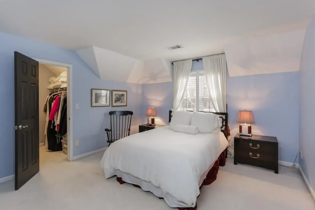 5775 De Claire Court, Atlanta, Georgia 30328, 5 Bedrooms Bedrooms, ,5 BathroomsBathrooms,Residential,Sold,5775 De Claire Court,6124352