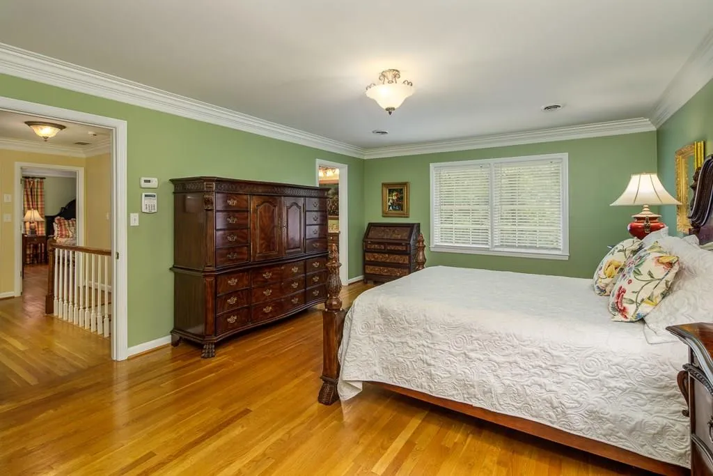 440 River Valley Road, Sandy Springs, Georgia 30328, 4 Bedrooms Bedrooms, ,3 BathroomsBathrooms,Residential,Sold,440 River Valley Road,6025932