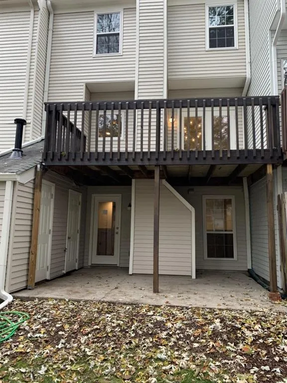 405 Wedgewood Way, Sandy Springs, Georgia 30350, 3 Bedrooms Bedrooms, ,3 BathroomsBathrooms,Residential,Sold,405 Wedgewood Way,6645949