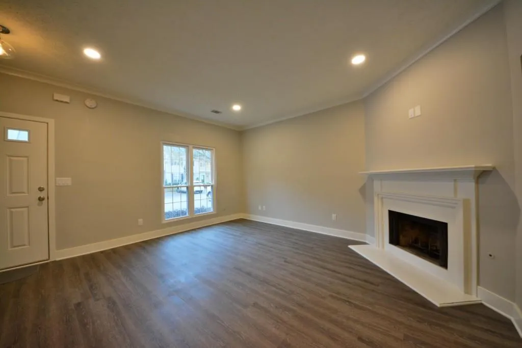 405 Wedgewood Way, Sandy Springs, Georgia 30350, 3 Bedrooms Bedrooms, ,3 BathroomsBathrooms,Residential,Sold,405 Wedgewood Way,6645949