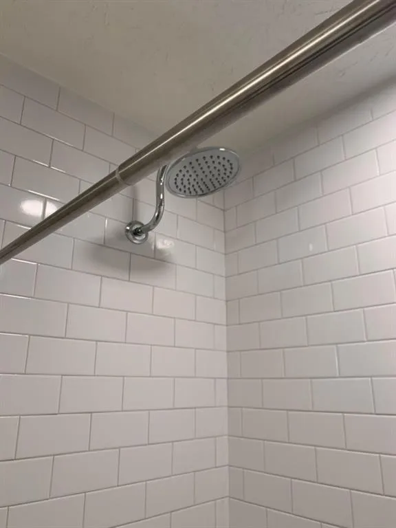 405 Wedgewood Way, Sandy Springs, Georgia 30350, 3 Bedrooms Bedrooms, ,3 BathroomsBathrooms,Residential,Sold,405 Wedgewood Way,6645949